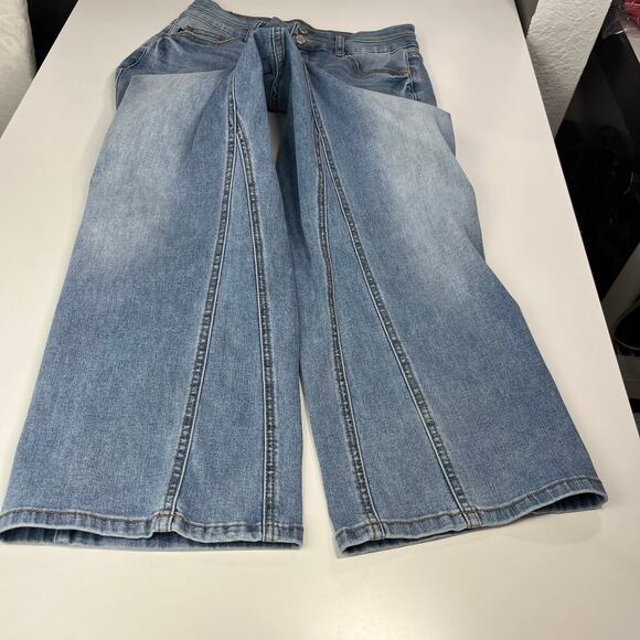 Judy Blue Wide Leg Crop Jeans Sz 5/27 Light Wash Blue Cooling Denim JB88616 High - Picture 11 of 15